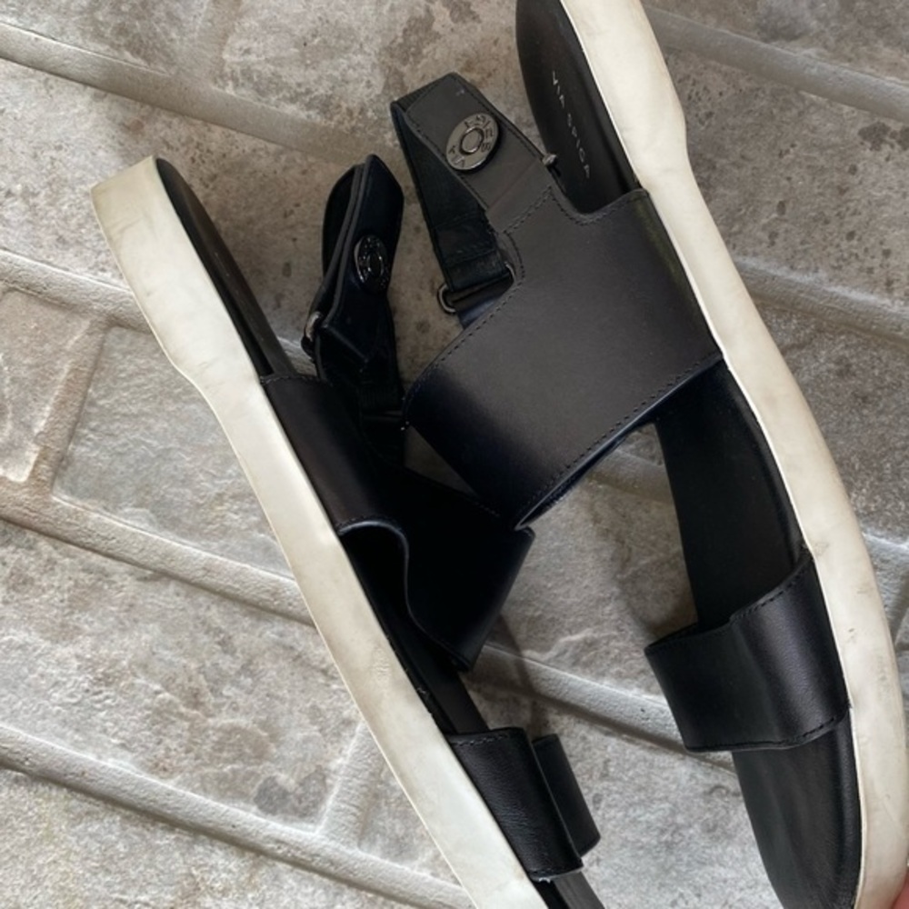Via Spiga Flat Strap Sandals Black 9 - Picture 6 of 6